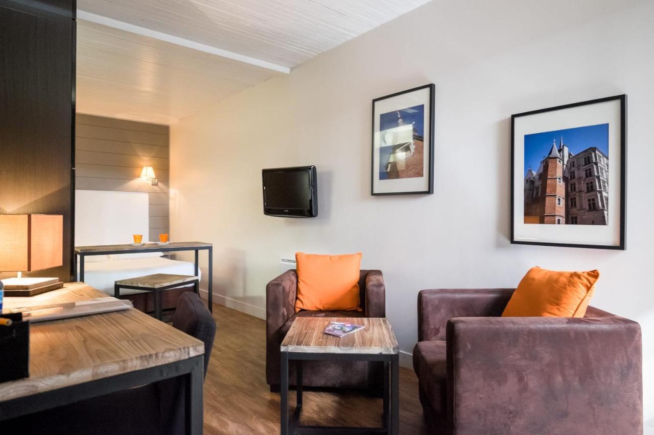 Palais Rinour - Cosy Studio Close To Stations - Welkeys Lille Eksteriør billede