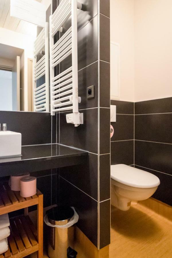 Palais Rinour - Cosy Studio Close To Stations - Welkeys Lille Eksteriør billede