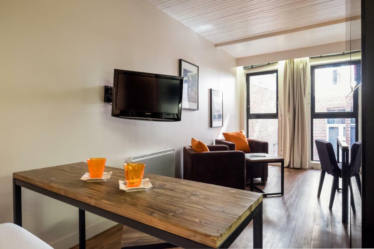 Palais Rinour - Cosy Studio Close To Stations - Welkeys Lille Eksteriør billede